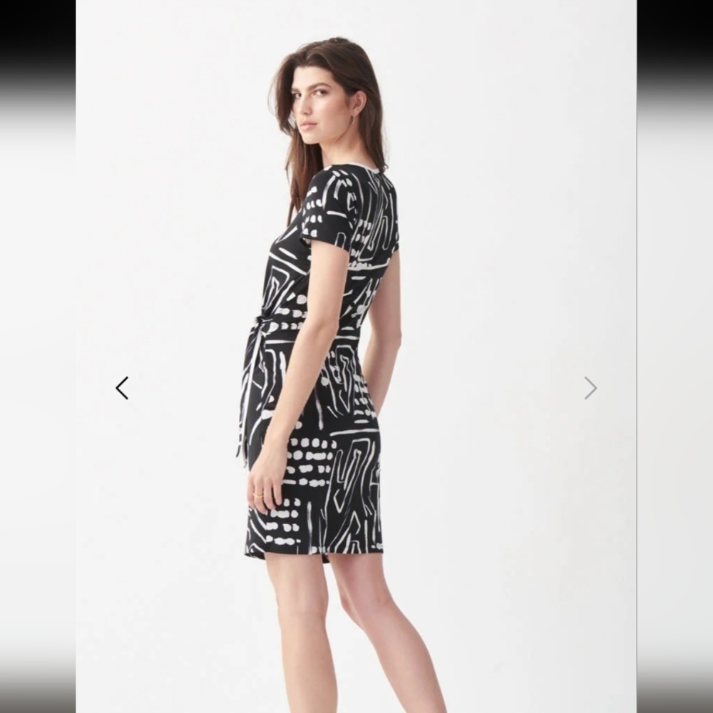 Joseph Ribkoff Black/ Vanilla Dress Style 221227 Size 6 - Picture 6 of 11